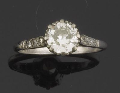 Appraisal: A diamond solitaire ring The brilliant cut diamond weighs approximately