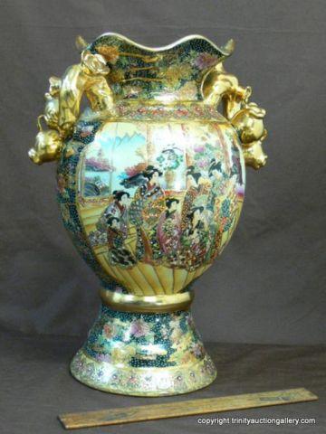 Appraisal: Satsuma Marked - Heavy Gold Gilt Geisha Girl Vase -