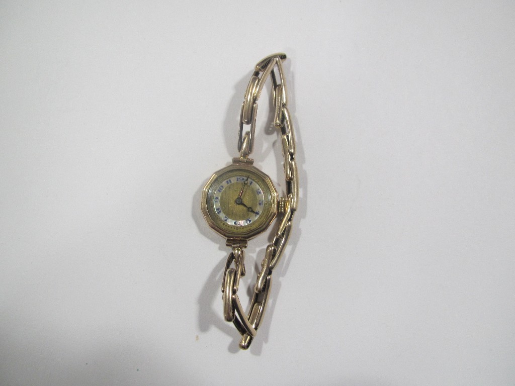 Appraisal: Ladies early th century ct gold cased wrist watch with