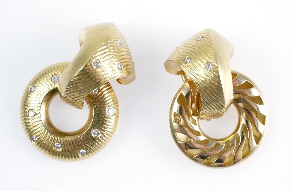 Appraisal: Designer Paul Morelli eternity earrings set in K yellow gold