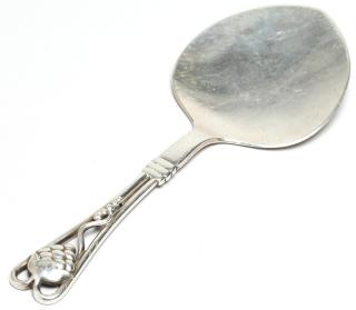 Appraisal: Georg Jensen Sterling Silver Server ca Ornamental Berry pattern pastry