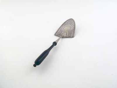 Appraisal: An th century German fish serving slice triform blade with