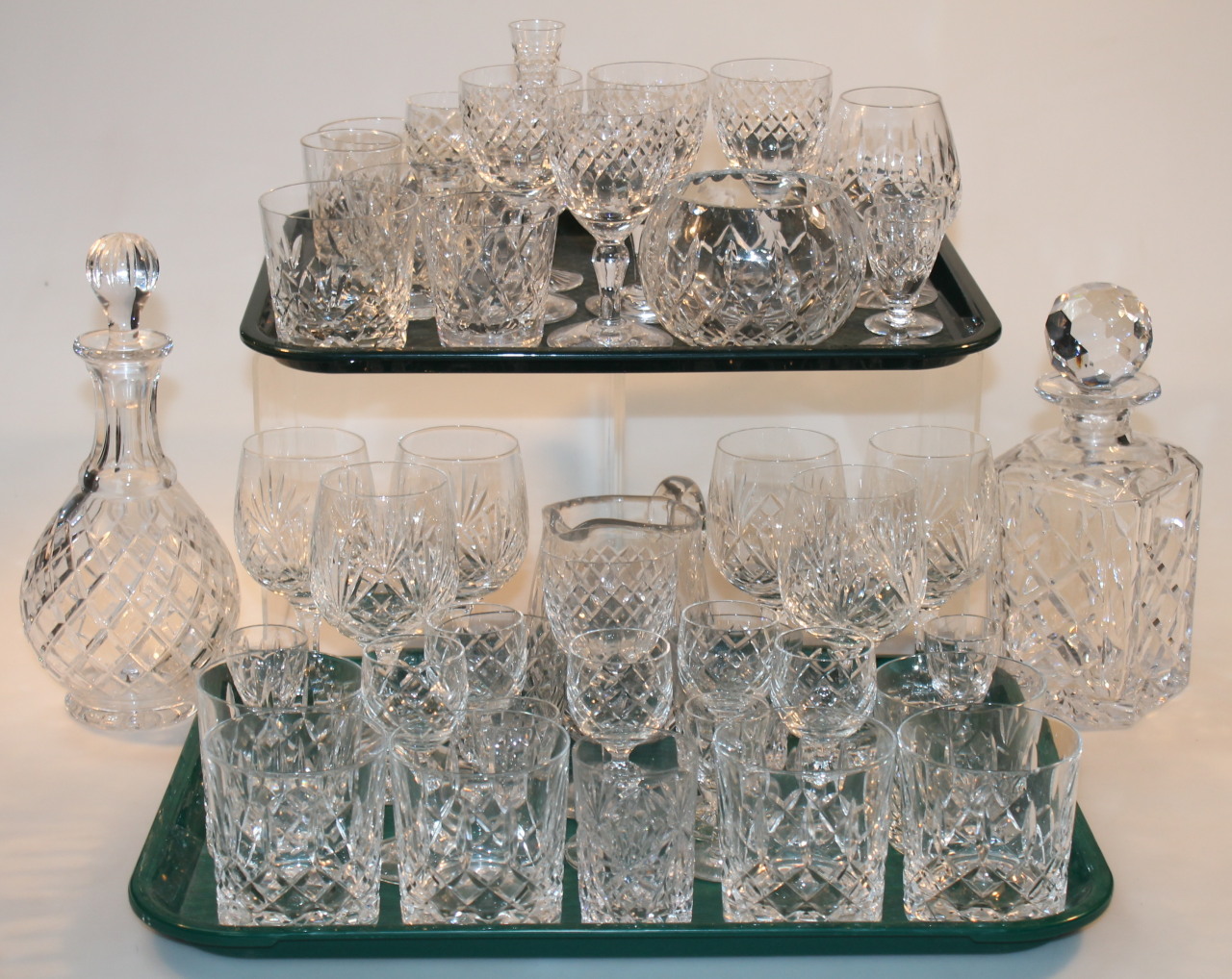 Appraisal: Various thC crystal glassware to include a decanter and stopper