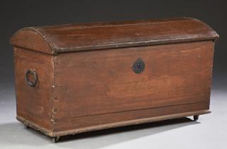 Appraisal: Oak Dome Top Trunk th c the top with hand