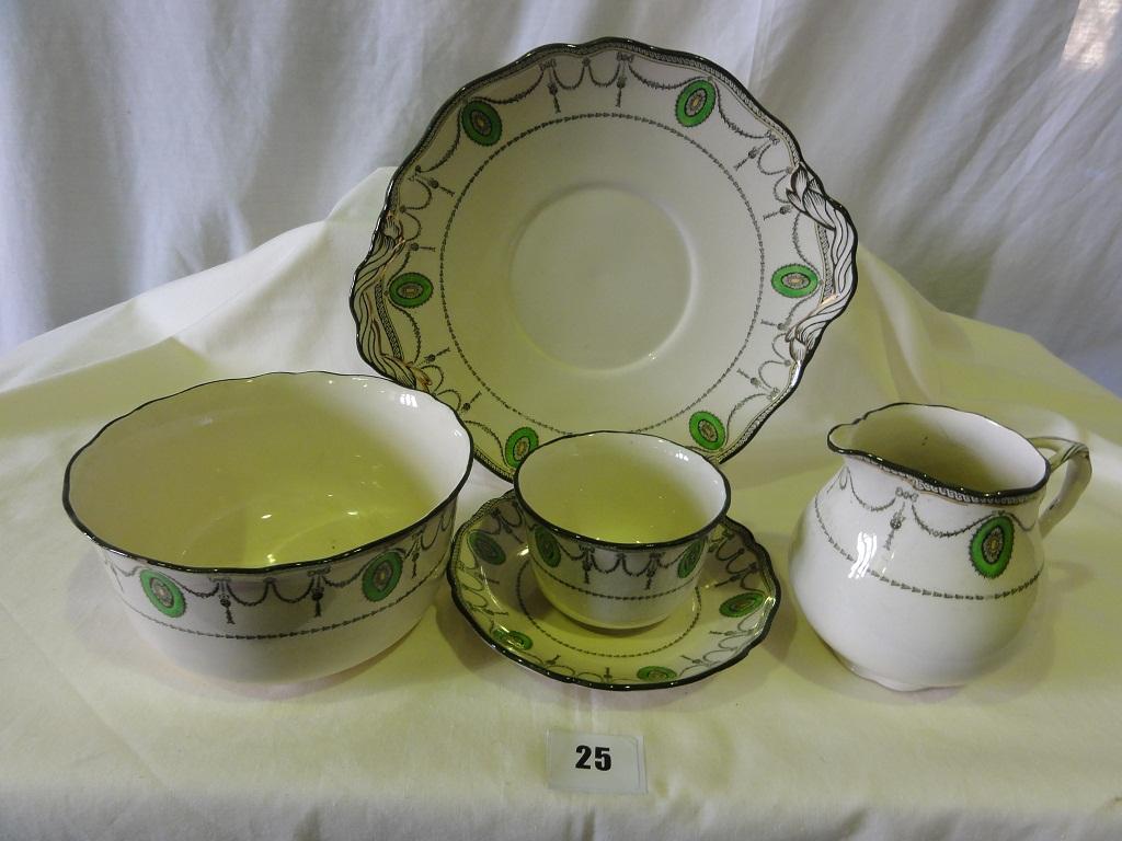 Appraisal: A collection of Royal Doulton Countess pattern teawares comprising milk