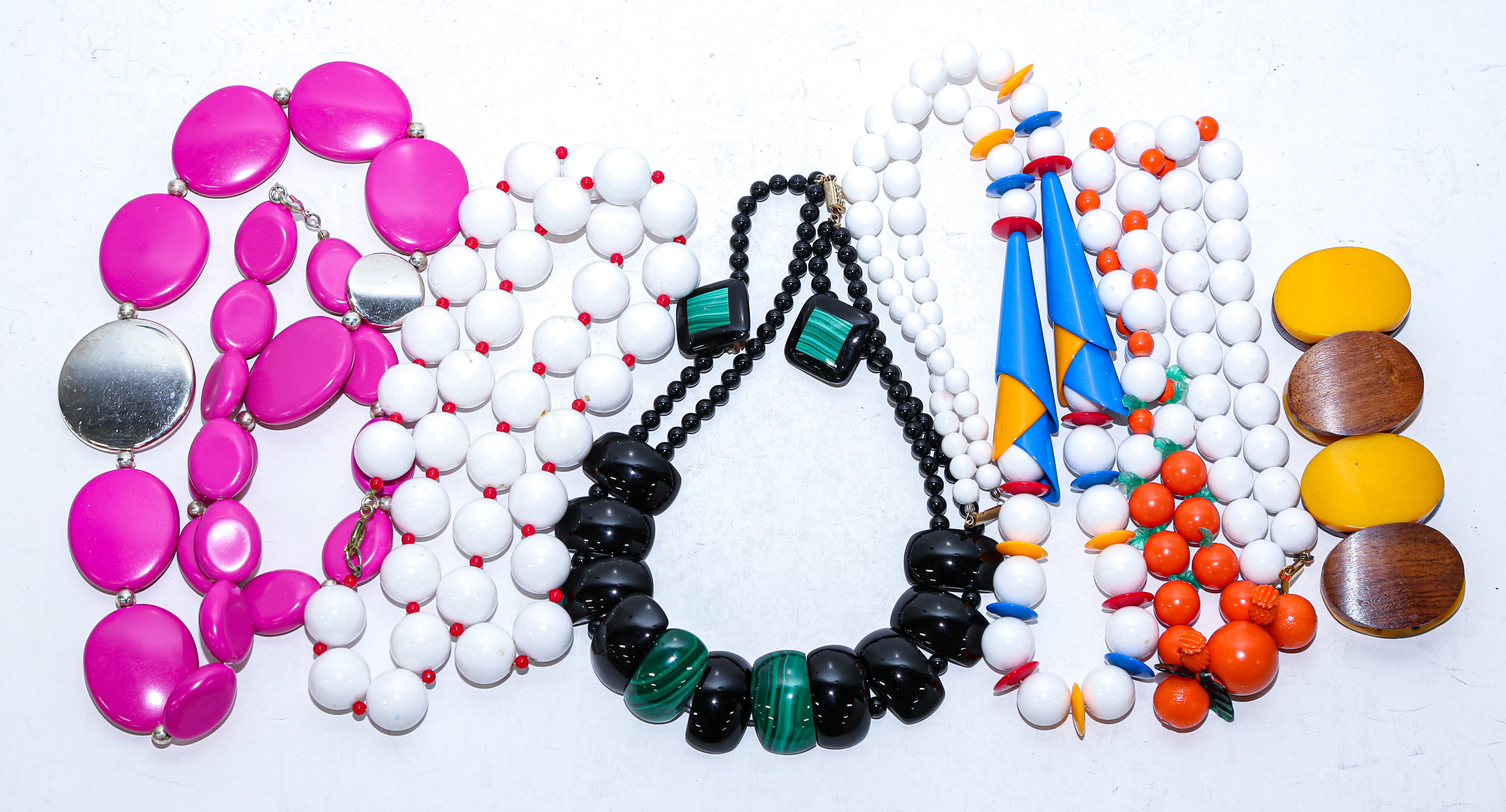 Appraisal: RETRO COLORFUL BEADED NECKLACES Including malachite and onyx necklace and