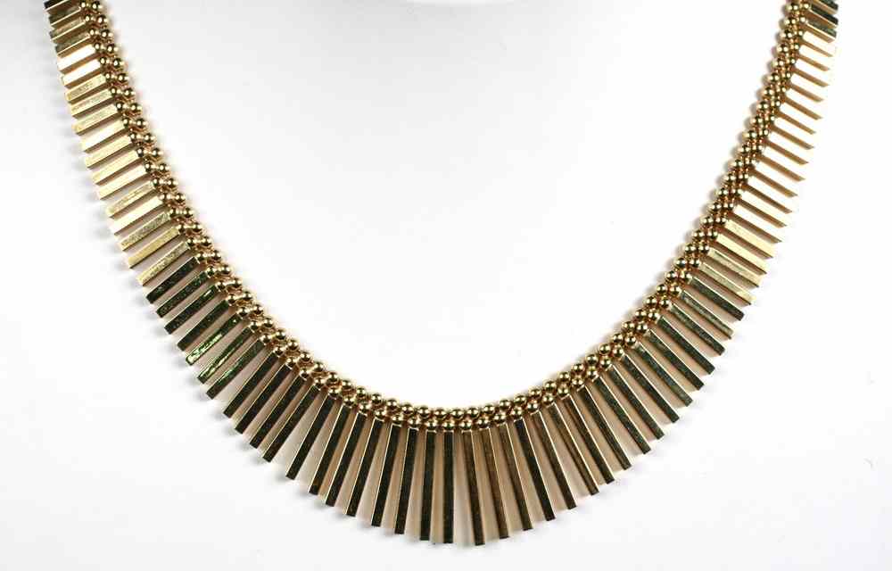 Appraisal: NECKLACE - K yellow gold retro necklace Italy dwt tw