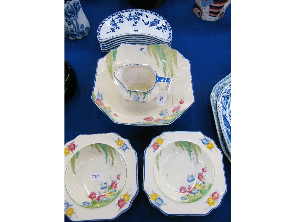 Appraisal: Crown Devon 'Dubarry' pudding set and a set of six