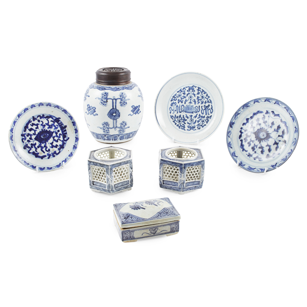 Appraisal: COLLECTION OF BLUE AND WHITE PORCELAIN LATE TH EARLY TH