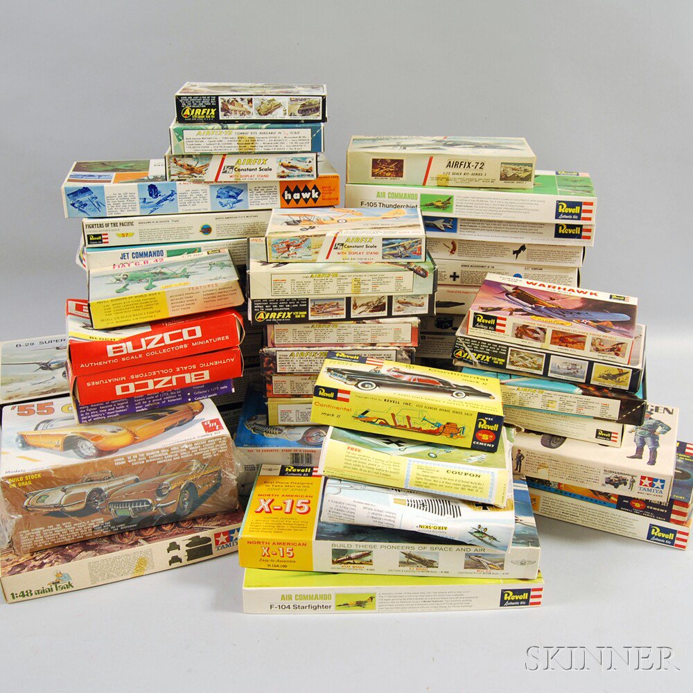 Appraisal: Large Collection of Mostly s and s Boxed Aviation Model