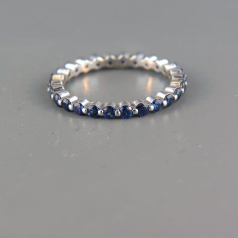 Appraisal: Sapphire Band rich blue round gems totaling carats in k