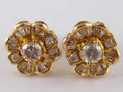 Appraisal: A pair of yellow metal tests carat gold diamond earrings