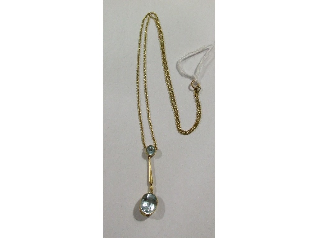 Appraisal: Edwardian ct gold aquamarine set pendant necklace