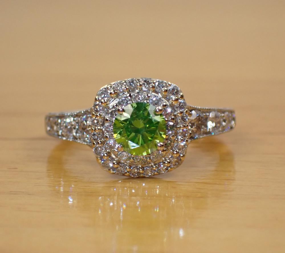 Appraisal: GREEN DIAMOND AND FOURTEEN KARAT GOLD RING The k white