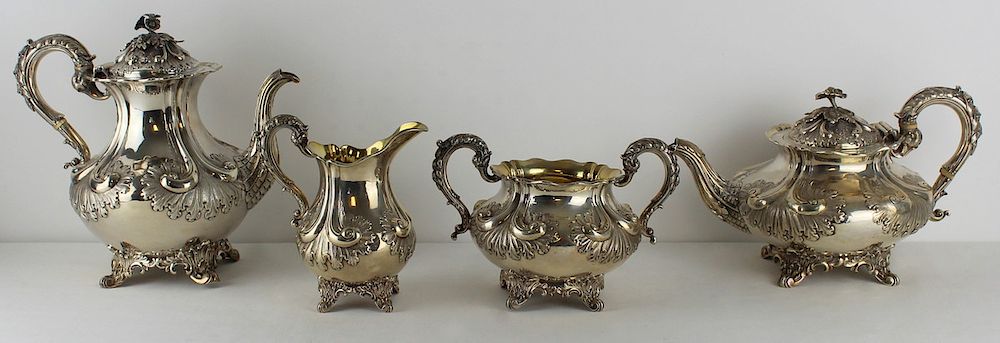 Appraisal: SILVER Pc English Silver Tea Service pc English silver tea