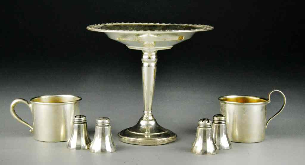 Appraisal: Pieces Sterling SilverTo include two childs cups one marked for