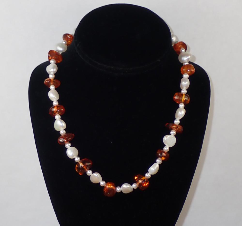 Appraisal: AMBER PEARL AND FOURTEEN KARAT GOLD NECKLACE The - strand