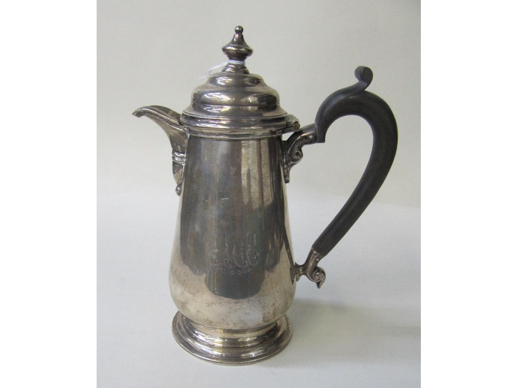 Appraisal: Silver coffee pot oz London