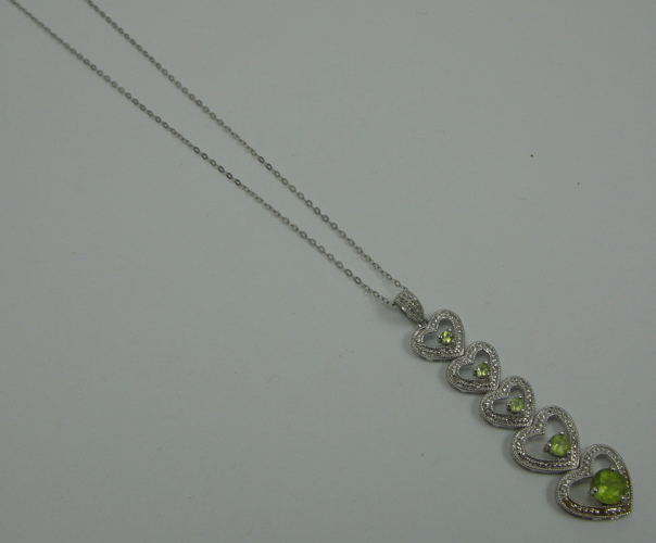 Appraisal: K WHITE GOLD PENDANT NECKLACE The pendant suspended on a