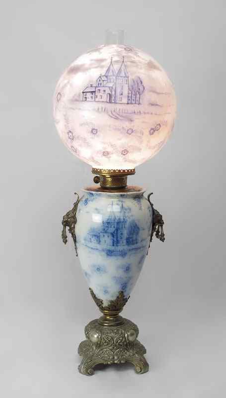 Appraisal: DELFT STYLE BLUE AND WHITE BANQUET OIL LAMP Porcelain font