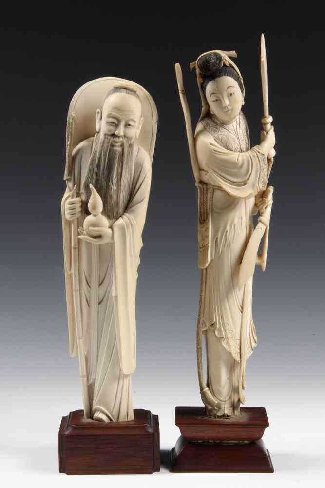 Appraisal: PAIR JAPANESE IVORY FIGURES - Edo Period Pair of Ivory