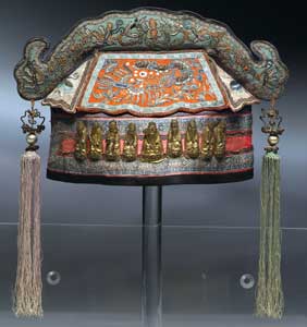 Appraisal: ANTIQUE CHINESE HEADDRESS Antique Chinese embroidered silk headdress with design