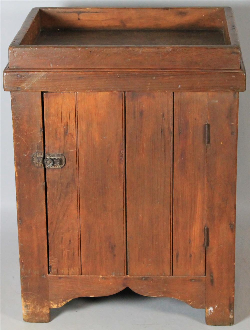 Appraisal: SMALL COUNTRY PINE BEAD BOARD DRY SINK having a rectangular