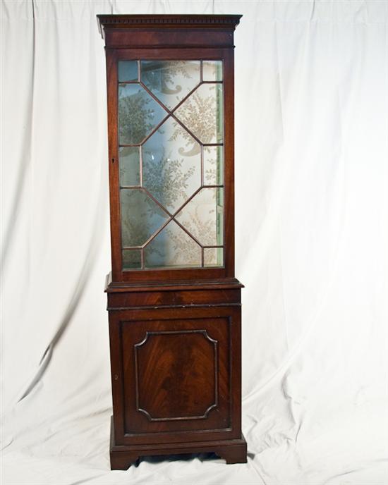 Appraisal: An English Edwardian Mahogany China Cabinet having a single glass