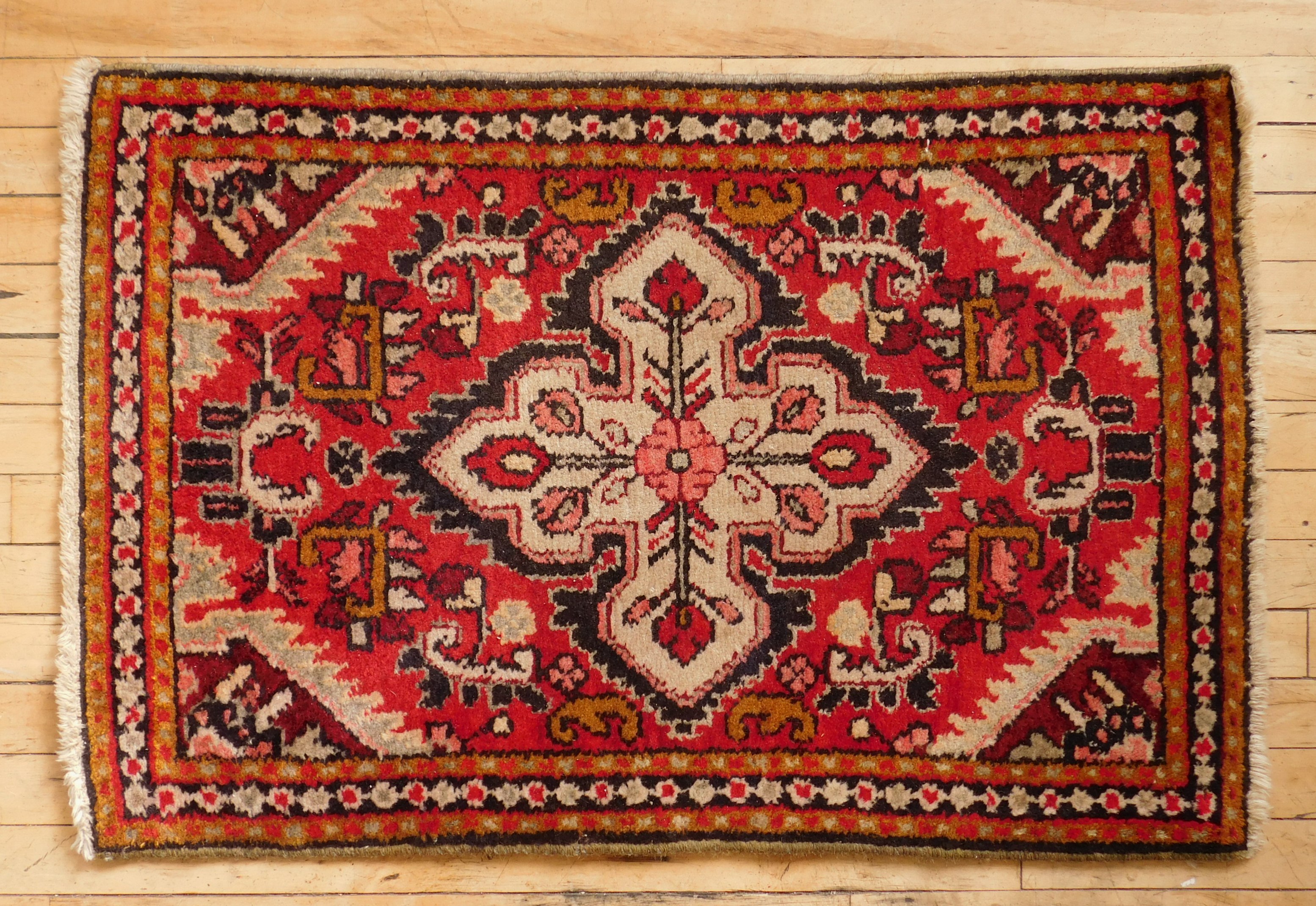 Appraisal: Oriental rug Bidjar ' '' x ' ''