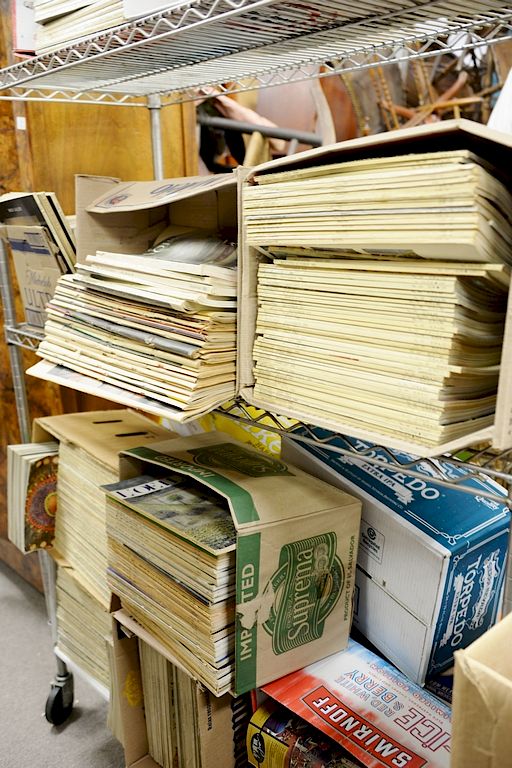 Appraisal: Eighteen boxes of magazines including Realites L'Oeil and Connaissance des