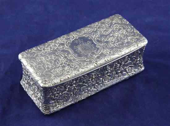 Appraisal: A good George IV cast silver table snuff box of