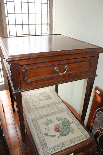 Appraisal: A FRENCH STYLE MAHOGANY SQUARE OCCASIONAL TABLE with single drawer