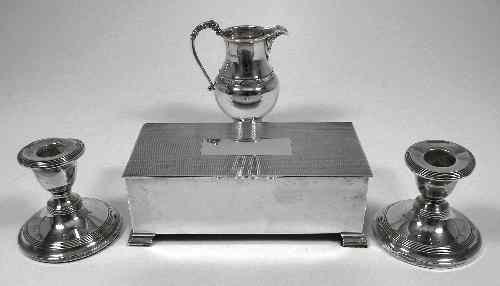 Appraisal: A George VI silver rectangular cigar box the lid with