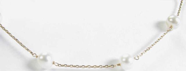 Appraisal: A K yellow gold 'Tin Cup' necklace with mm pearls