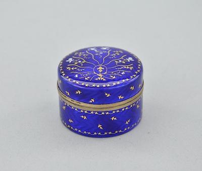 Appraisal: A th Century French Guilloche Enamel Snuff Box Of circular