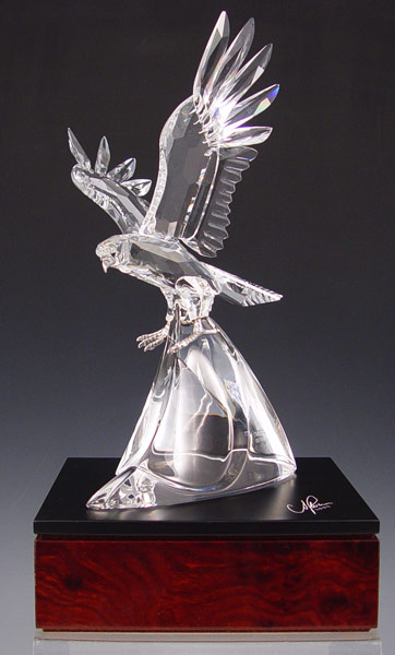 Appraisal: LIMITED EDITION SWAROVSKI EAGLE IN CASE limited edition eagle figurine