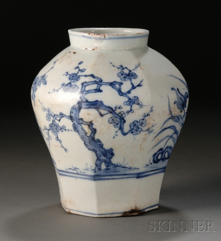 Appraisal: Porcelain Jar Korea Yi dynasty th century octagonal shape with