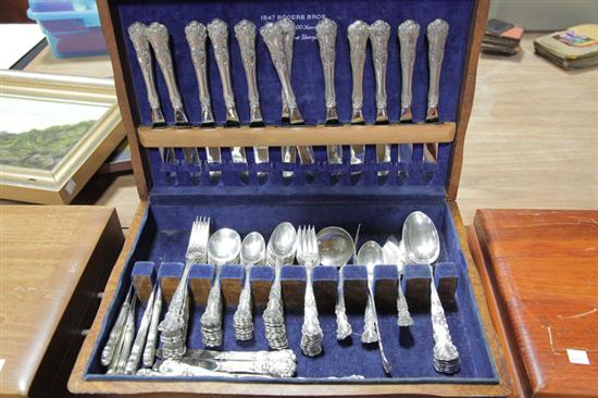 Appraisal: SET OF STERLING SILVER FLATWARE Gorham Buttercup pattern service for