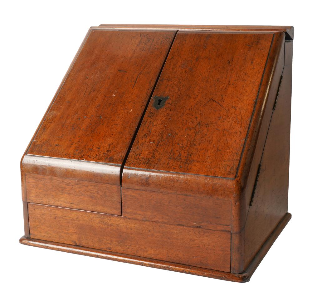 Appraisal: MAHOGANY DESK BOXthe hinged lid enclosing a divided interior inches