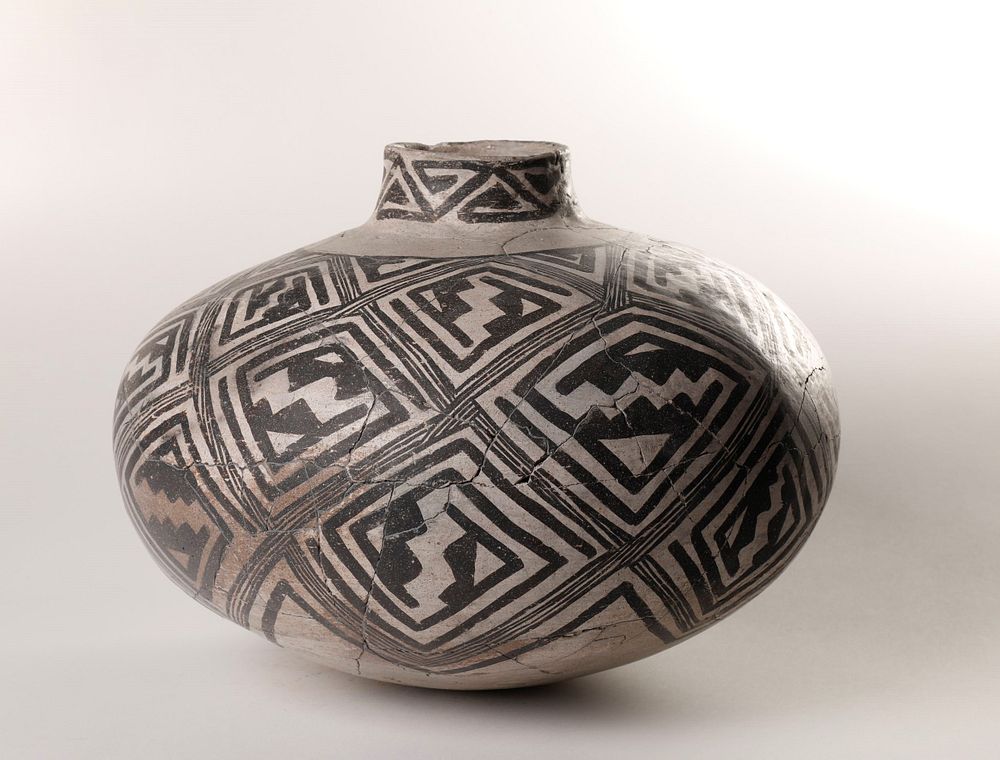 Appraisal: Anasazi Mogollon Tularosa Pottery Jar ca Anasazi Mogollon Tularosa Black