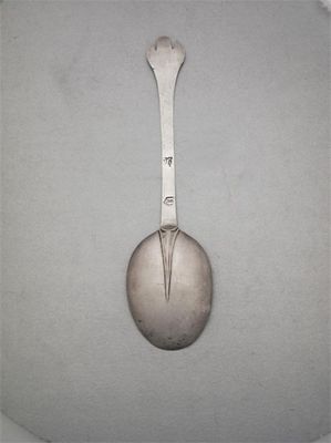 Appraisal: A late th century spoon maker Peter Rowe Plymouth -