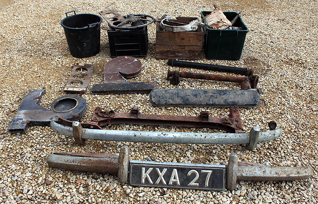 Appraisal: A COLLECTION OF MISCELLANEOUS VINTAGE BENTLEY CAR PARTS to include