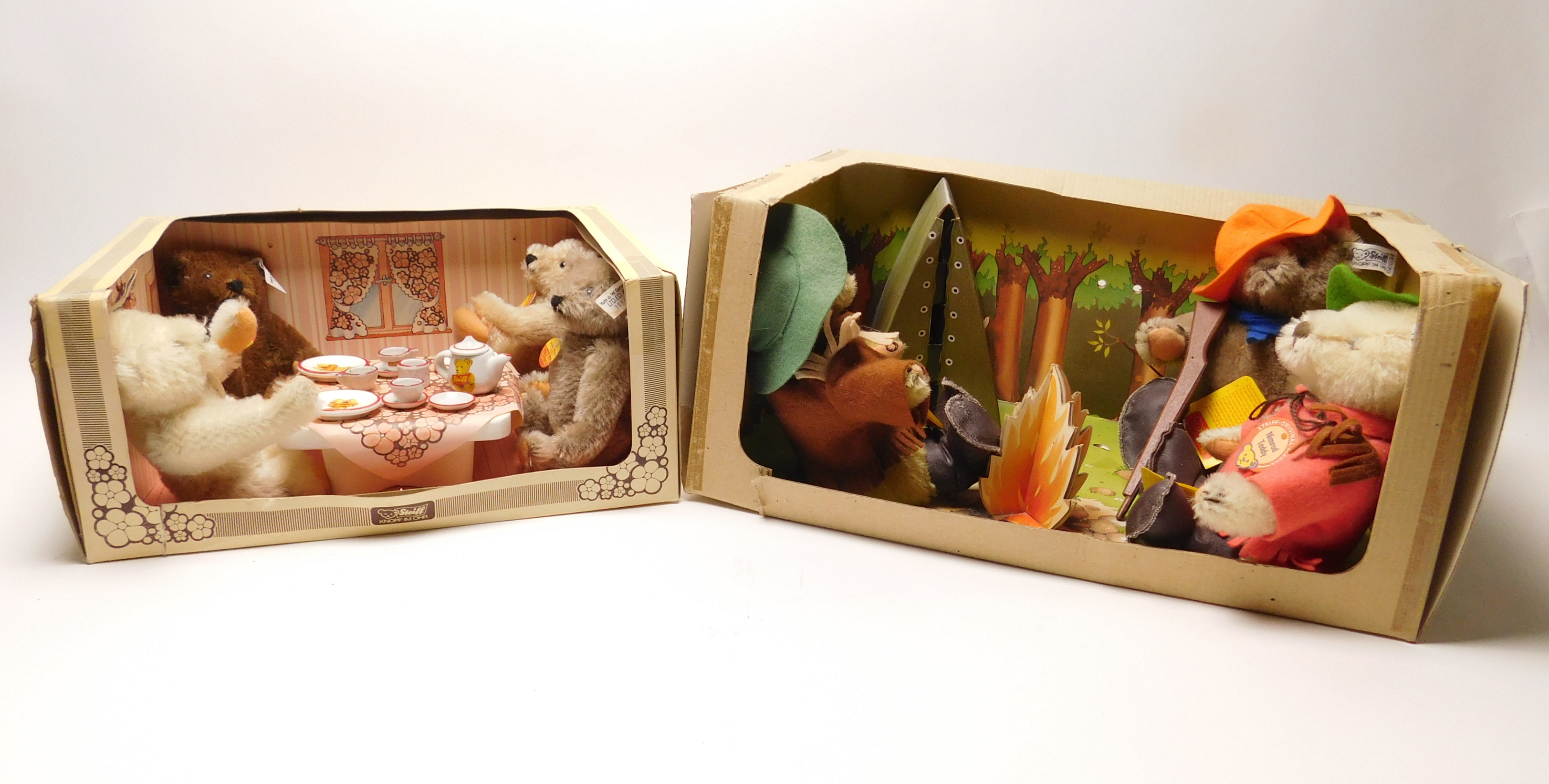 Appraisal: Steiff teddy bear dioramas ''Tea Party Set'' with teddys in