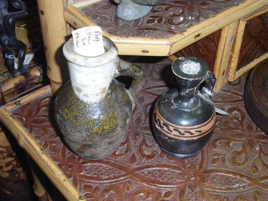 Appraisal: AN ATTIC TYPE SMALL POTTERY VASE and one other early