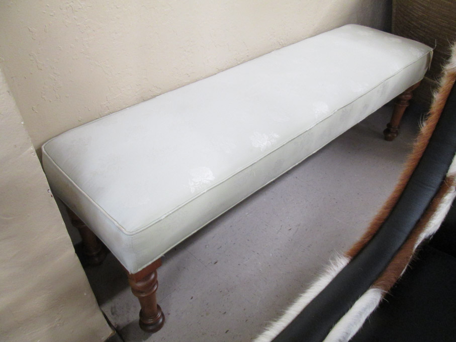 Appraisal: LONG WINDOW OF FOOT-OF-THE-BED BENCH unknown maker recent production having