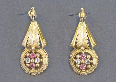 Appraisal: A PAIR OF VICTORIAN ETRUSCAN REVIVAL GOLD DROP EARRINGS each