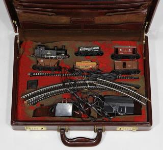 Appraisal: lot of Mainline OO gauge toy train set comprising a