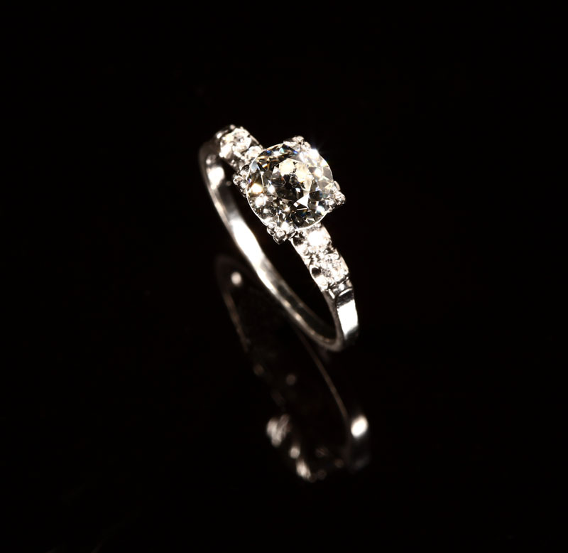 Appraisal: A platinum and cts old European-cut diamond ring Centering an