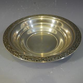 Appraisal: STIEFF STERLING SILVER BOWL GRAMS NO RESERVE ON THIS LOT