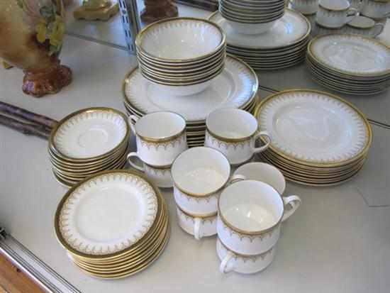 Appraisal: COLLECTION OF PARAGON ''ATHENA'' PATTERN DINNER WARE